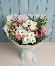 Букет цветов из:  Розы, Лизиантусы и Хризантемы в Погаре