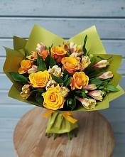 Букет цветов из:  Альстромерии и Розы в Погаре