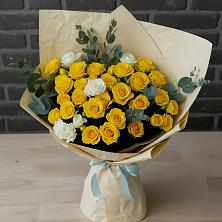 Букет цветов из:  Розы в Погаре