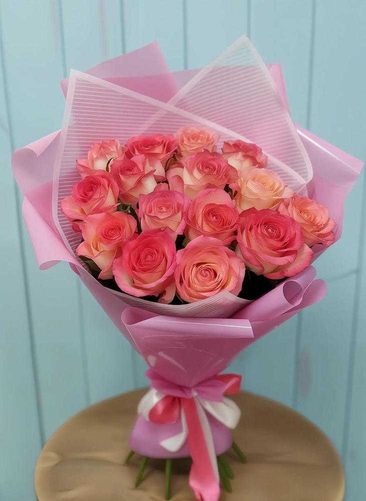 Букет 15 Розовых роз Равель в Погаре