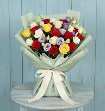 Букет цветов из:  Розы в Погаре