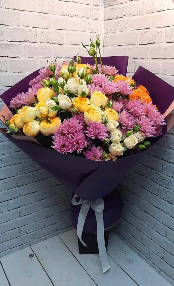 Букет цветов из: Хризантемы и Розы в Погаре