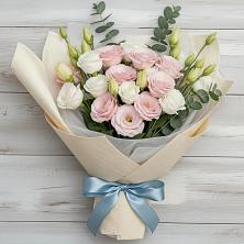 Букет цветов из:  Лизиантусы в Погаре