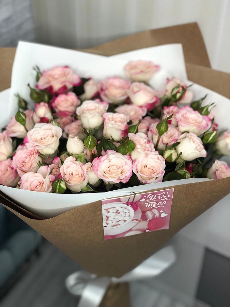 Букет цветов из: Розы в Погаре