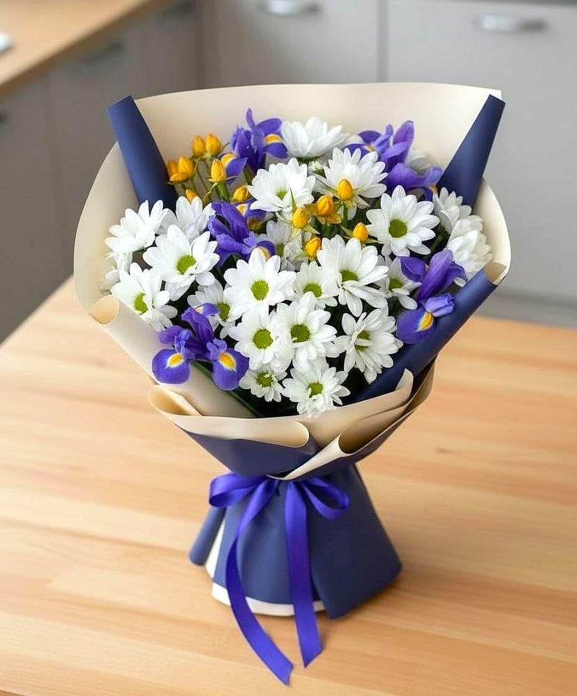 Букет цветов из: Розы, Ирисы и Хризантемы в Погаре