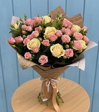 Букет цветов из:  Розы в Погаре