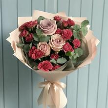 Букет цветов из:  Гвоздики и Розы в Погаре