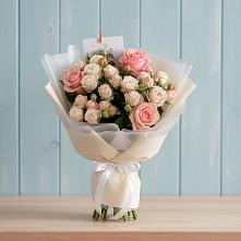 Букет цветов из:  Розы в Погаре