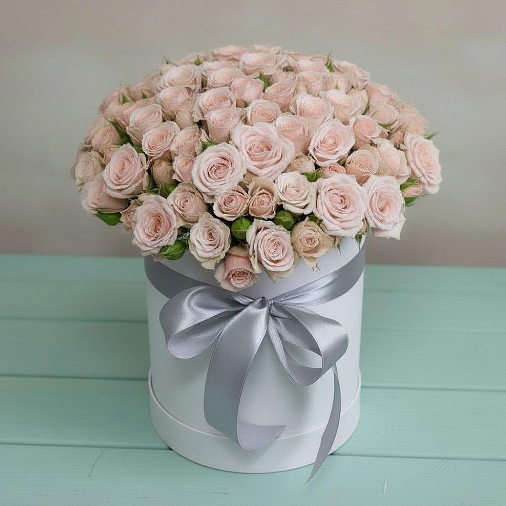 Цветочная композиция из Розы в шляпной коробке в Погаре