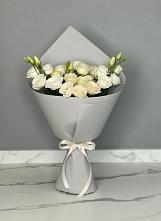 Букет цветов из:  Розы и Лизиантусы в Погаре